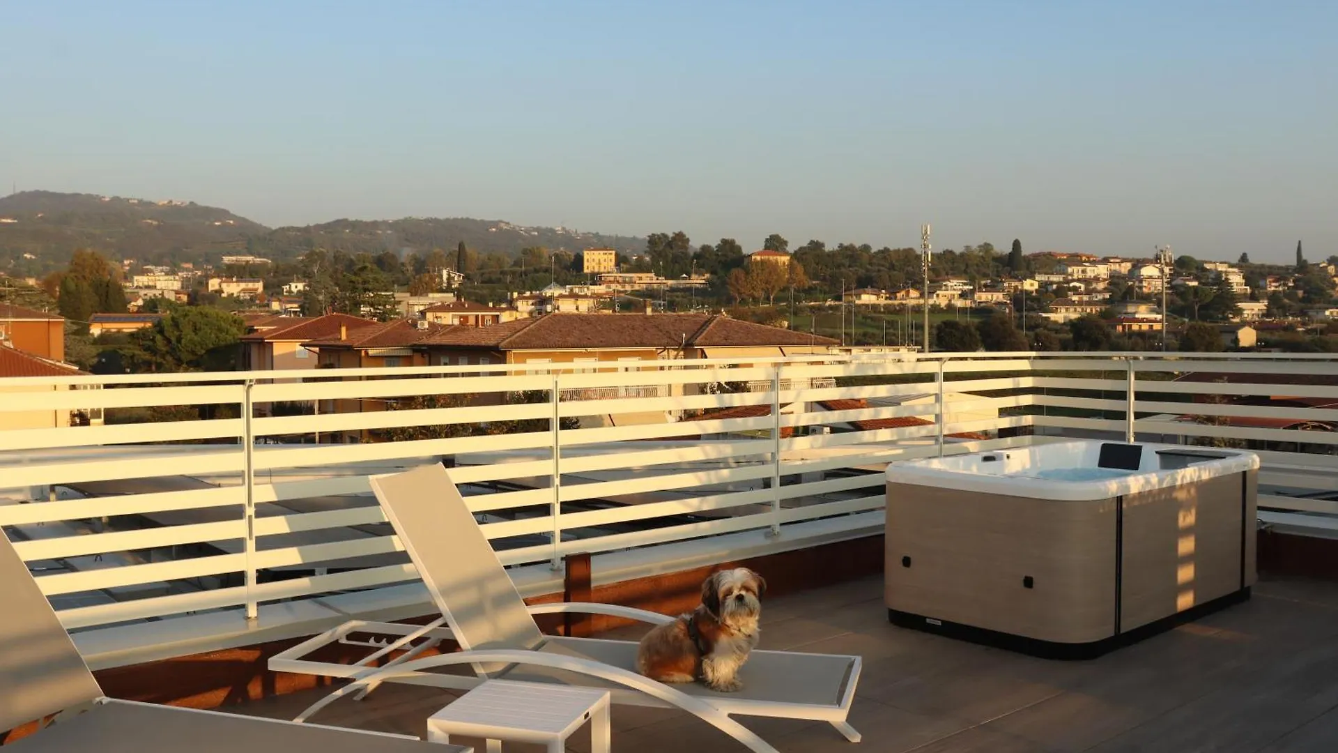 Domus Aurus Luxury Apartment Bardolino